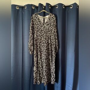 H&M MAMA Black and White Floral Long Sleeve Dress